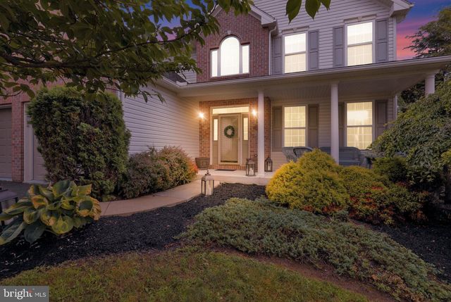 359 MOUNTAIN BLVD, Wernersville, PA 19565