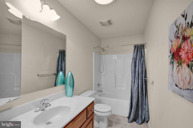 359 MOUNTAIN BLVD, Wernersville, PA 19565