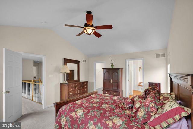 359 MOUNTAIN BLVD, Wernersville, PA 19565