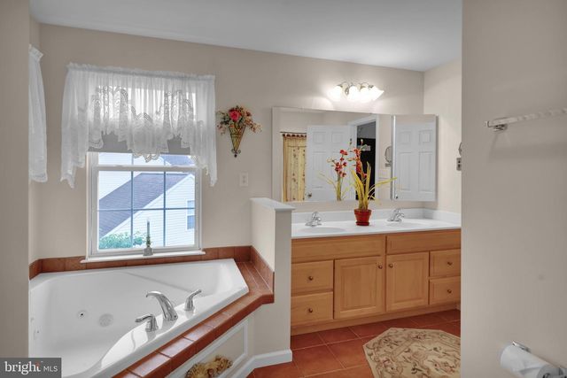 359 MOUNTAIN BLVD, Wernersville, PA 19565