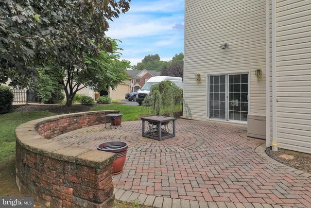 359 MOUNTAIN BLVD, Wernersville, PA 19565