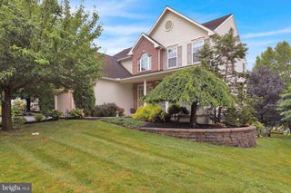359 MOUNTAIN BLVD, Wernersville, PA 19565