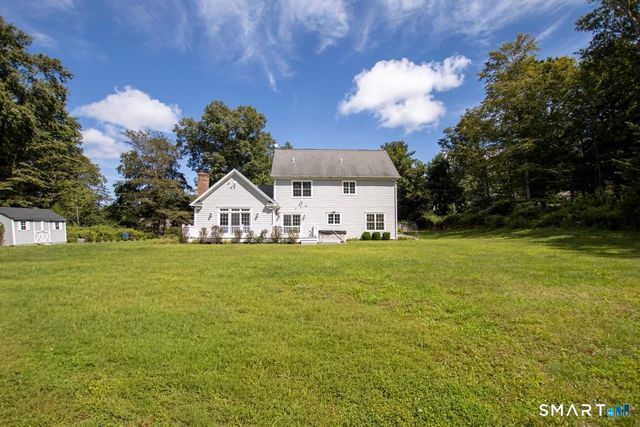 24 Plum Tree Lane, Trumbull, CT 06611