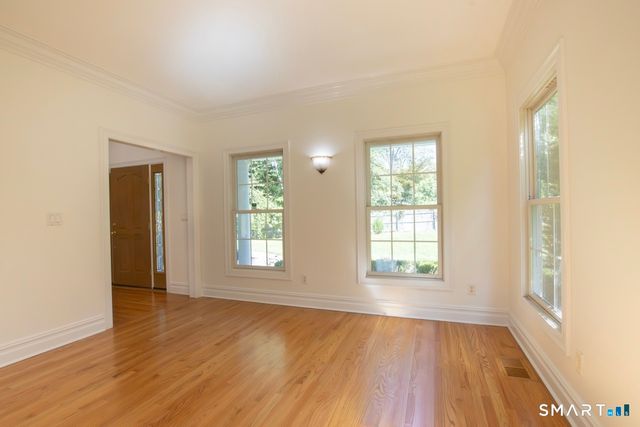 24 Plum Tree Lane, Trumbull, CT 06611