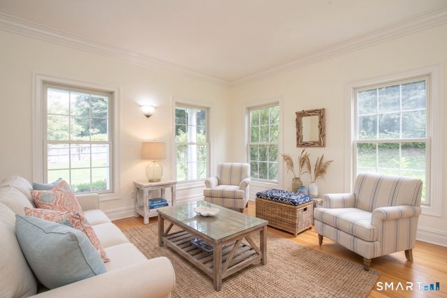 24 Plum Tree Lane, Trumbull, CT 06611