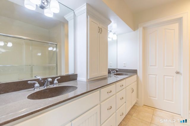 24 Plum Tree Lane, Trumbull, CT 06611