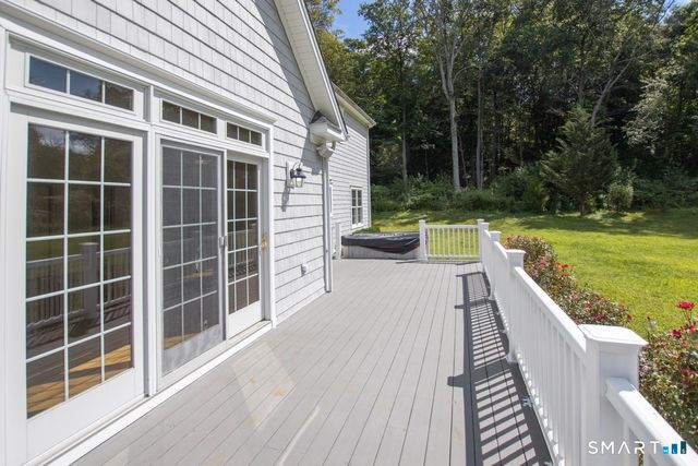24 Plum Tree Lane, Trumbull, CT 06611