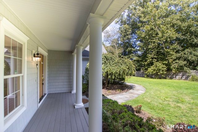 24 Plum Tree Lane, Trumbull, CT 06611