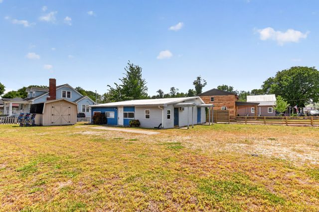 201 S Main St, Mount Pleasant, TN 38474