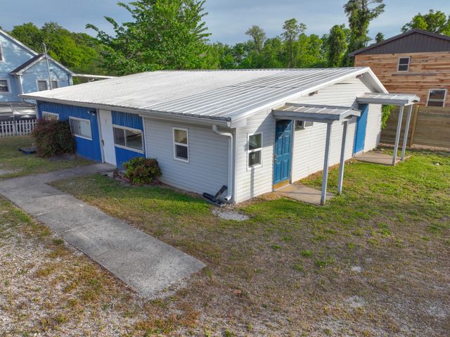 201 S Main St, Mount Pleasant, TN 38474