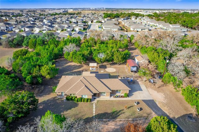 616 N Baker CIR, Leander, TX 78641