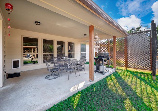 616 N Baker CIR, Leander, TX 78641