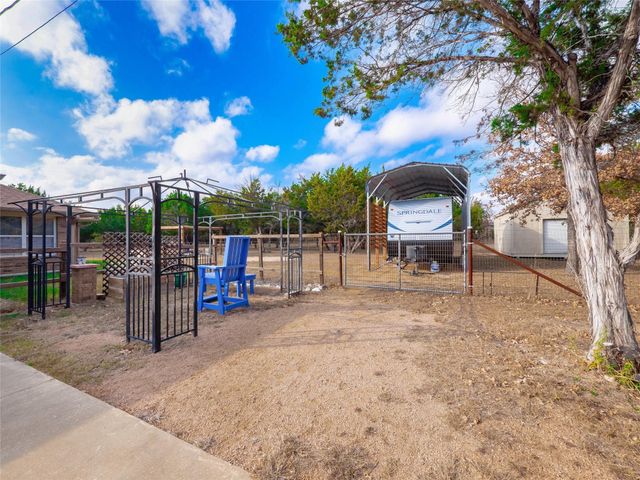 616 N Baker CIR, Leander, TX 78641