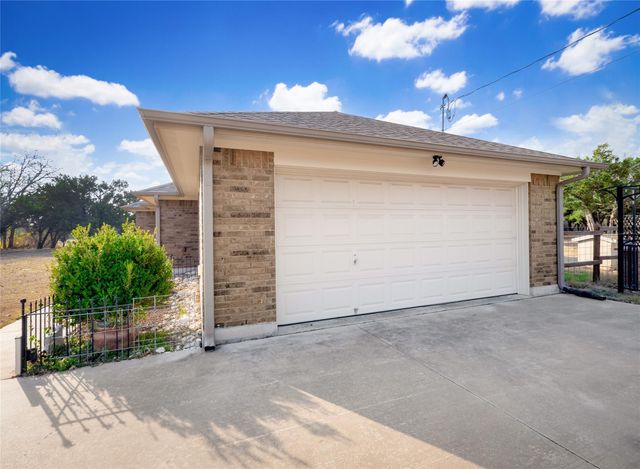 616 N Baker CIR, Leander, TX 78641