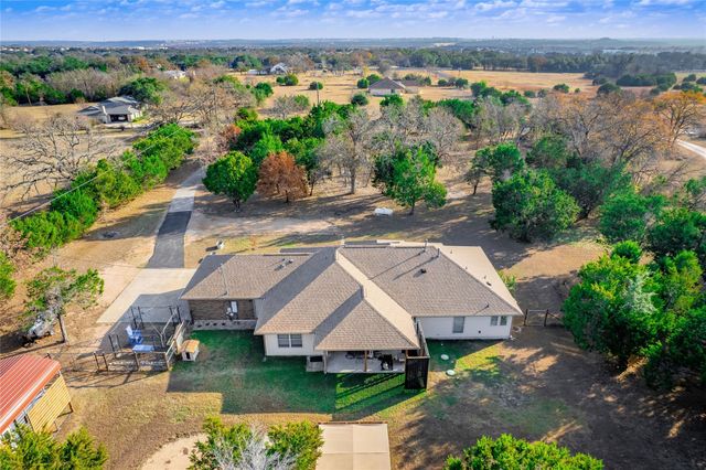 616 N Baker CIR, Leander, TX 78641