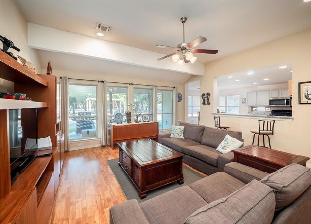 616 N Baker CIR, Leander, TX 78641