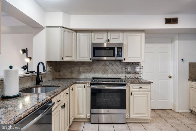 324 TUVIRA LN, Cherry Hill, NJ 08003