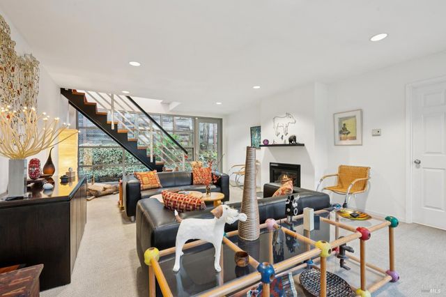 468 Mountain Ave, Sonoma, CA 95476