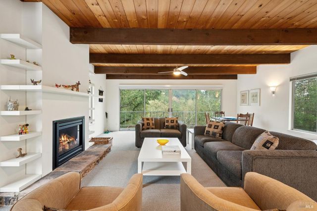 468 Mountain Ave, Sonoma, CA 95476