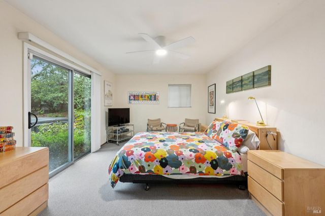 468 Mountain Ave, Sonoma, CA 95476