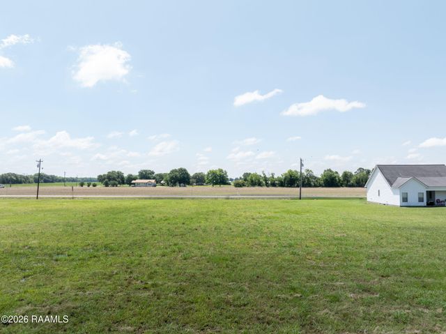 16 Delcambre Road, Breaux Bridge, LA 70517