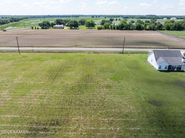 16 Delcambre Road, Breaux Bridge, LA 70517