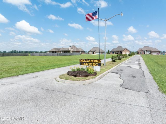 16 Delcambre Road, Breaux Bridge, LA 70517