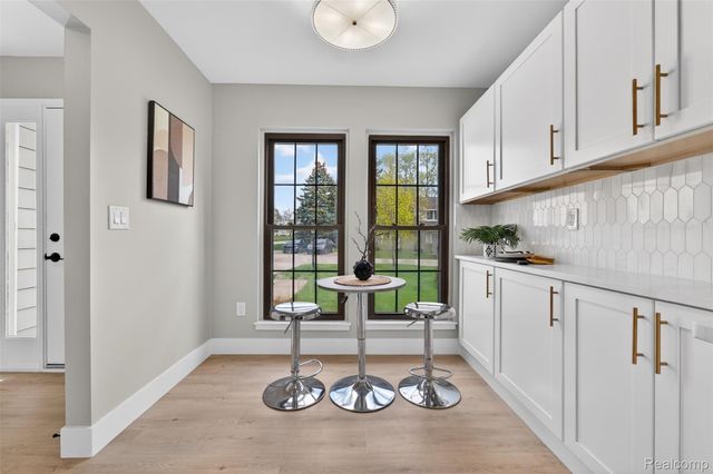 22747 Cranbrooke Drive, Novi, MI 48375