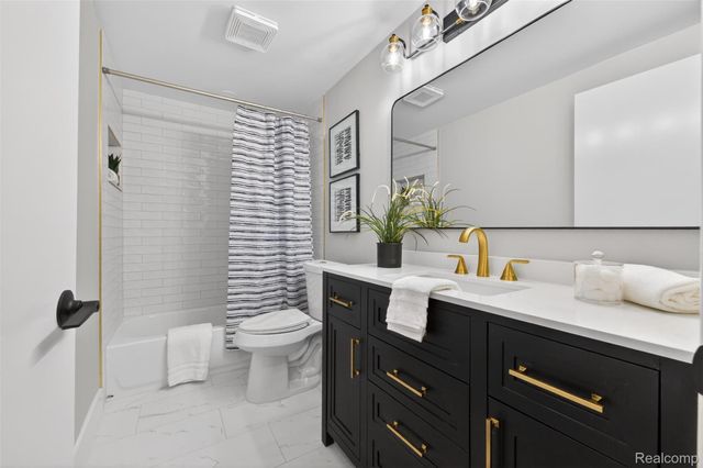 22747 Cranbrooke Drive, Novi, MI 48375