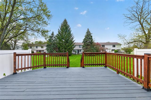 22747 Cranbrooke Drive, Novi, MI 48375