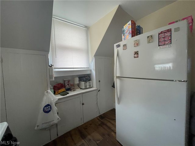 9300 Madison Avenue, Cleveland, OH 44102