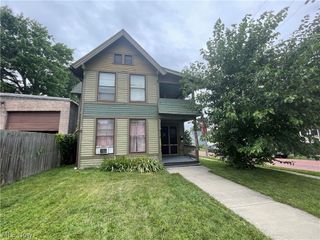 9300 Madison Avenue, Cleveland, OH 44102