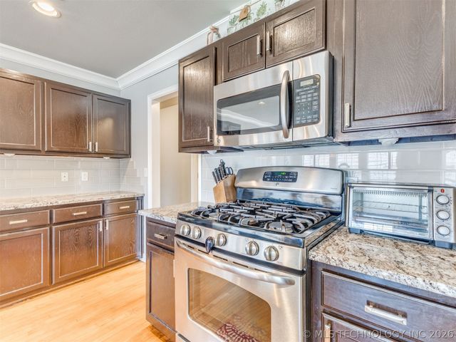 9940 E 119th Place S, Bixby, OK 74008