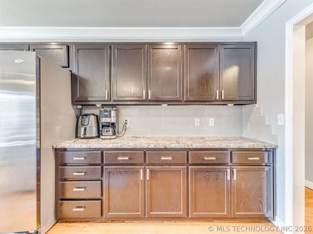 9940 E 119th Place S, Bixby, OK 74008