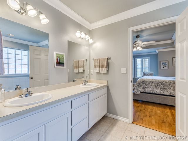 9940 E 119th Place S, Bixby, OK 74008