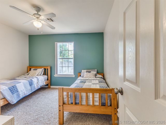 9940 E 119th Place S, Bixby, OK 74008