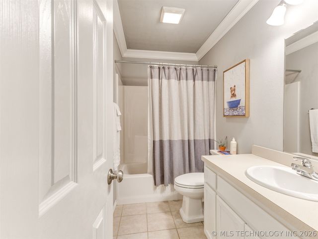 9940 E 119th Place S, Bixby, OK 74008