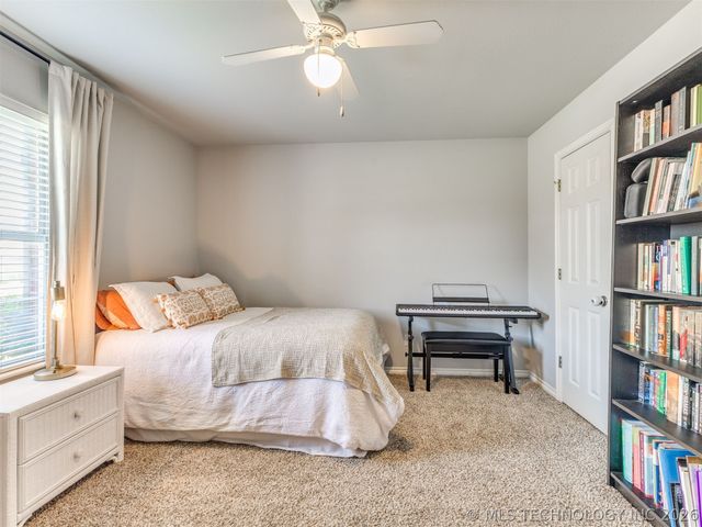 9940 E 119th Place S, Bixby, OK 74008