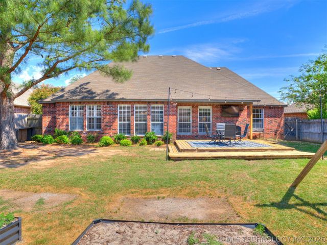 9940 E 119th Place S, Bixby, OK 74008
