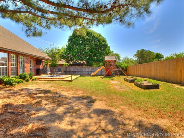 9940 E 119th Place S, Bixby, OK 74008