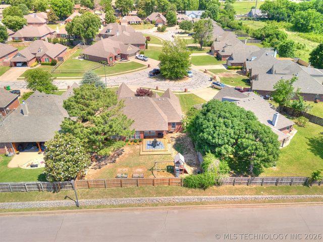 9940 E 119th Place S, Bixby, OK 74008