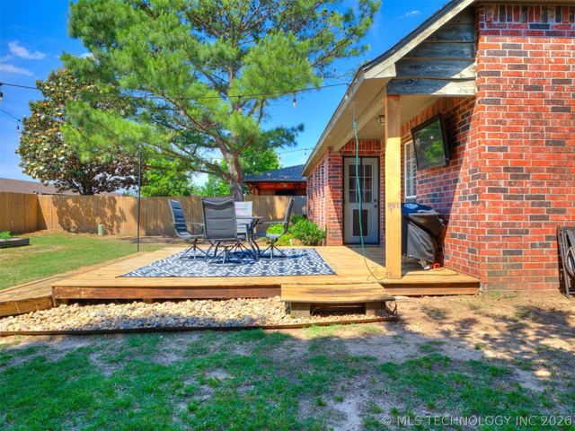 9940 E 119th Place S, Bixby, OK 74008