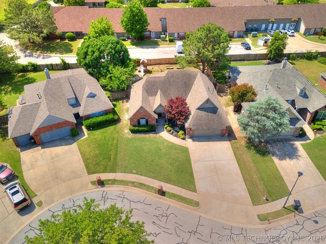 9940 E 119th Place S, Bixby, OK 74008