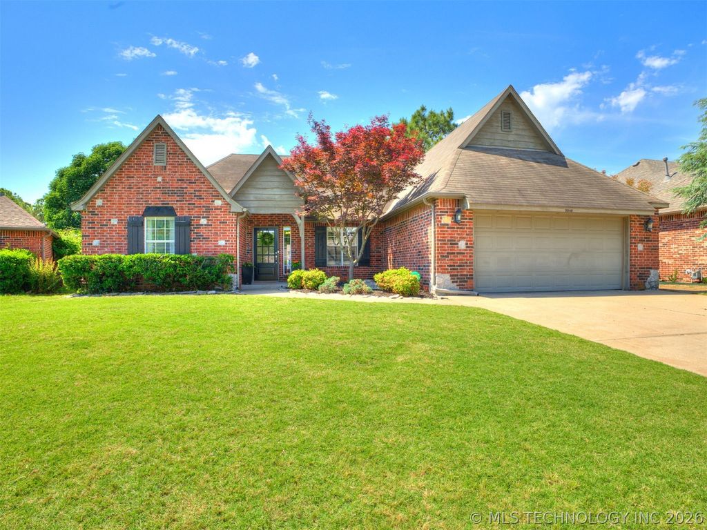 9940 E 119th Place S, Bixby, OK 74008