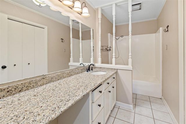 913 Dogwood Drive, Lake Charles, LA 70611