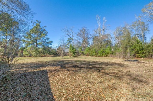 913 Dogwood Drive, Lake Charles, LA 70611