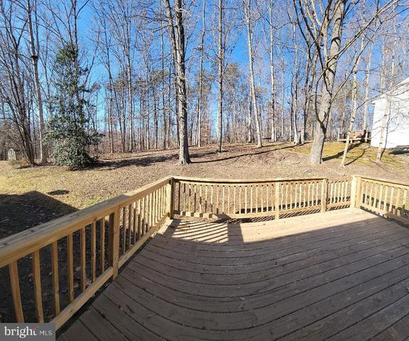 11031 ASCOT CIR, Fredericksburg, VA 22407