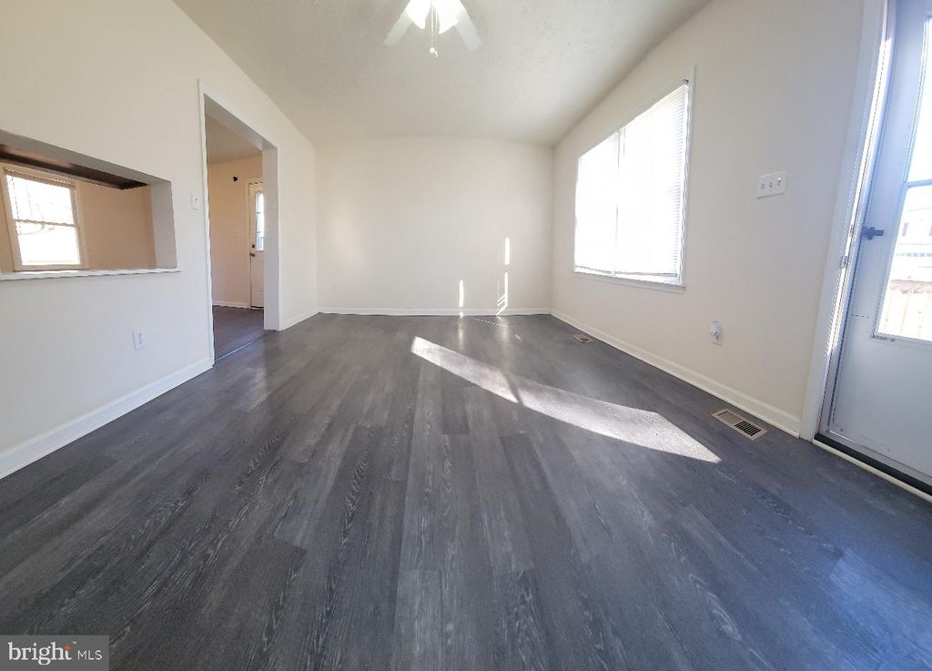 11031 ASCOT CIR, Fredericksburg, VA 22407