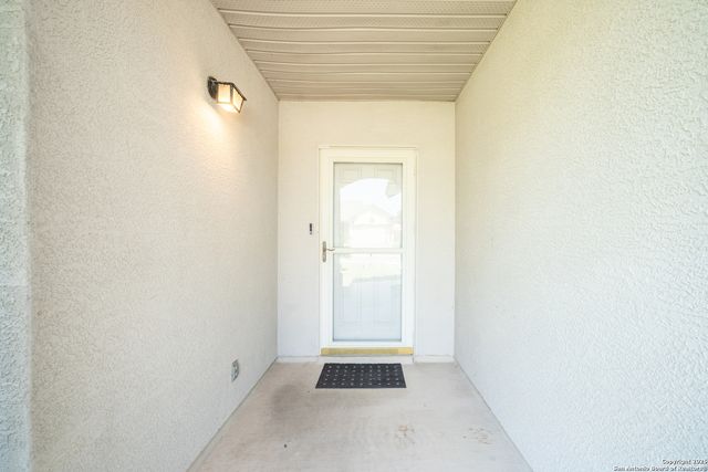 7234 Raintree, San Antonio, TX 78233