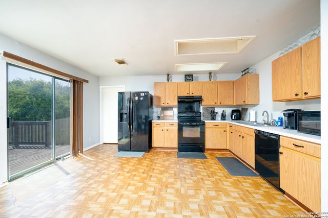 7234 Raintree, San Antonio, TX 78233